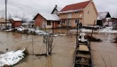 VODA JE ODNELA SVE, OSTAVILA  NAM SAMO BLATO: Posle poplava u južnoj Srbiji, reke se polako povlače, ali posledice tekisplivavaju