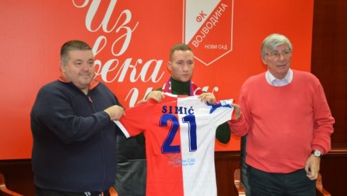 ВЕЉКО СИМИЋ ПОТПИСАО ЗА ВОЈВОДИНУ: Не слажем се да је ово корак назад, Војводина је велики клуб!