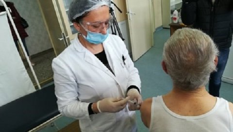 ВАКЦИНАЦИЈА У ВАЉЕВУ: Стигло још 1.200 доза кинеског произвођача „Синофарм“