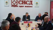 NEĆEMO DOZVOLITI NIKAKVE NESTABILNOSTI: Dodik obišao Gradski odbor SNSD u Bijeljini i poslao poruku gradonačelniku Petroviću