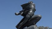 ZASIJAĆE SORBONA BLISTAĆE RATNICI: Planirana restauracija Bareljefa na spomeniku zahvalnosti Francuskoj