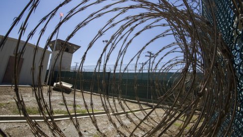 АЈЛЕЈН: САД би требало да се извине затвореницима из Гвантанама
