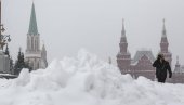 SNEŽNI REKORD U MOSKVI: Za dan palo više od trećine mesečne količine padavina - apokalipsa ili zimska idila? (FOTO)