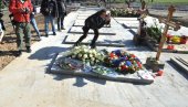 OVDE POČIVA ĐORĐE BALAŠEVIĆ: Legendarni panonski mornar sahranjen u Novom Sadu (FOTO/VIDEO)