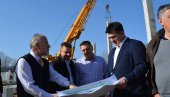 СТИГЛЕ ПАРЕ У ЛОПАРЕ: Започела изградња хале захваљујући донацији Владе Србије