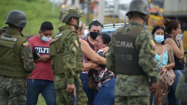ГИНУ ИЗА РЕШЕТАКА: Власти у Еквадору немоћне да спрече обрачун банди у затворима