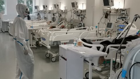 ТЕШКИ ДАНИ СУ ПРЕД НАМА: Директор ковид болнице у Крушевцу упозорава на велики изазов који нас чека