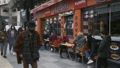 КОРОНА УЗИМА МАХА У ТУРСКОЈ: Истанбул врло ризичан, отворени кафићи број заражених дуплиран
