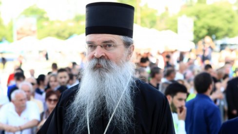 НЕ НАПУШТАЈТЕ СВЕТУ ЗЕМЉУ: Епископ Теодосије поручо Србима на Косову и Метохији