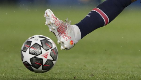 ОВО НИСУ МОГЛИ ДА ИМ ОПРОСТЕ: Тројица чешких фудбалера избачена из репрезентације пред меч одлуке
