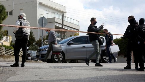 HOROR U GRČKOJ SE NASTAVLJA: Posle ljudske glave, u kesama sa đubretom policija pronašla i dve noge