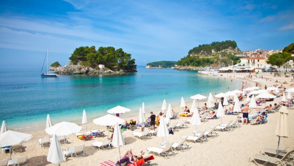 НОВОСТИ ИСТРАЖУЈУ: Колико ће туристи који иду у Грчку плаћати путарину