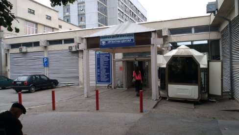 POSAO ZA 715 MEDICINARA: U Kragujevcu radnici iz 11 zdravstvenih ustanova dobili stalno zaposlenje