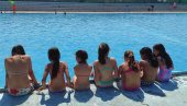 LETO U ZNAKU PLIVANJA: Počela sezona kupanja na bazenima u istočnoj Srbiji