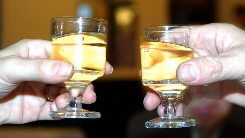 SRPSKA VILJAMOVKA SE VISOKO KOTIRA: Ovo je lista najboljih žestokih pića i likera u Evropi