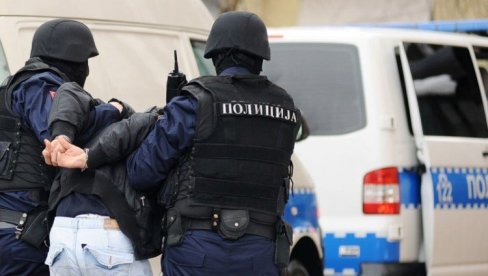 POLICIJA RS RAZBILA ELEZOVU GRUPU: Na području Istočnog Sarajeva i Banjaluke uhapšeno 15 osoba