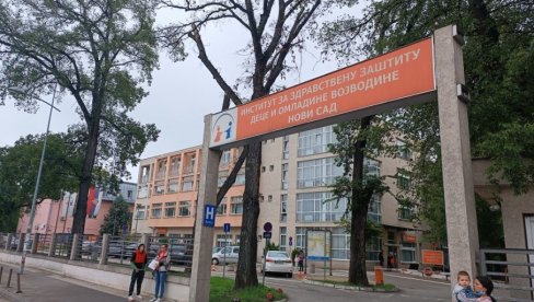 OTPUŠTEN KUĆI: U Sremskim Karlovcima jutros kao pešak povređen mali Kinez (11)