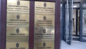 ДЕЛИО  ДОЗВОЛЕ ЗА ТАКСИРАЊЕ: Општинску службеник у Суботици осумњичен за злоупотребу службеног положаја
