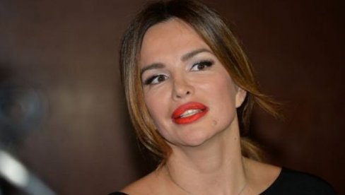 СЕВЕРИНА ПЕВАЛА ИВАНОВА КОРИТА: После скандалозног перформанса на Цетињу, хрватска певачица у Котору
