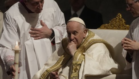 ОГЛАСИО СЕ ВАТИКАН: Папа Фрања болестан, не прима посете