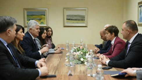 BRNABIĆ U MOSTARU: Premijerka se sastala sa Čovićem