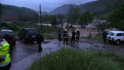 U OVOM DELU SRBIJE NE NAZIRE SE KRAJ KATASTROFI: Novi prizori potopa - u prekidu put ka Kopaoniku (FOTO)