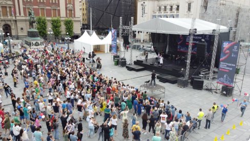 POČINJU BEOGRADSKI DANI PORODICE: Manifestaciju na Trgu republike danas otvaraju sestre Gobović