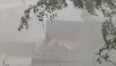 КАТАСТРОФАЛНА ОЛУЈА У КРУШЕВЦУ: Ветар и киша носе све пред собом, град се брани са више од 1.000 ракета на залихама (ВИДЕО)