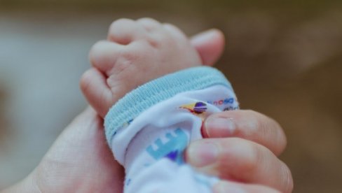 БОЈАНИ ЈОШ ЈЕДНА СРЕЋА: Прва беба у 2024. у Неготину девојчица