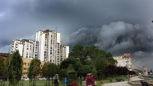 PONOVO MOGUĆE SUPERĆELIJSKE OLUJE U SRBIJI: Meteorolog otkriva kad nam stiže nevreme i šta donosi septembar