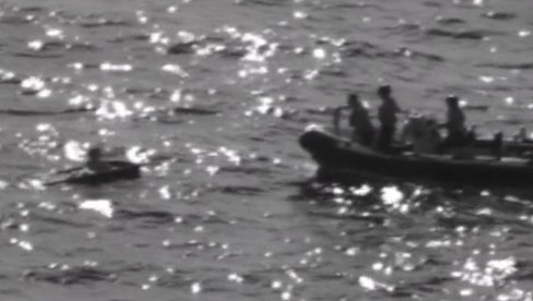 БИО ЈЕ НАСМРТ ПРЕПЛАШЕН: Младић спасен после 35 сати проведених у чамцу на Атлантском океану (ВИДЕО)