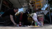 GRKE JE ZANIMALO ŠTA ĆE OVAJ SRBIN DA KAŽE: Posle tragedije u Atini izašao je pred novinare i ovako pobro simpatije (VIDEO)