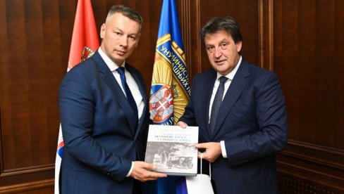 BEZBEDNOSTI IZAZOVI I REGIONU I SVETU: Održan sastanak ministara Nešić i Gašića