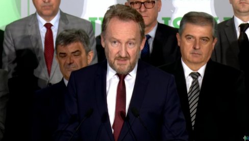 BAKIR ELIMINISAO KONKURENCIJU, PA PONOVO ZAVLADAO: SDA dobila novog starog predsednika