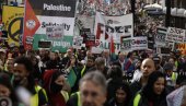 ВИШЕ ОД СТО ХИЉАДА ЉУДИ НА УЛИЦАМА ЛОНДОНА: Скандирали Слободна Палестина па захтевали прекид ватре у Гази