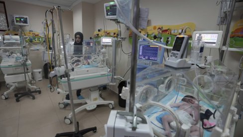 БЕБЕ ЋЕ УМРЕТИ УКОЛИКО НЕСТАНЕ СТРУЈЕ: Лекари саопштили стравичне вести из болнице у Гази
