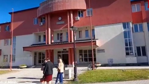 MUŠKARAC SE RAZNEO BOMBOM NA ŽELEZNIČKOJ STANICI: Tragedija uznemirila Čačane - prvi snimci sa mesta eksplozije (VIDEO)