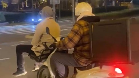 NESAVESNO Nesvakidašnja vožnja skutera u centru Beograda izazvala lavinu komentara na mrežama (VIDEO)