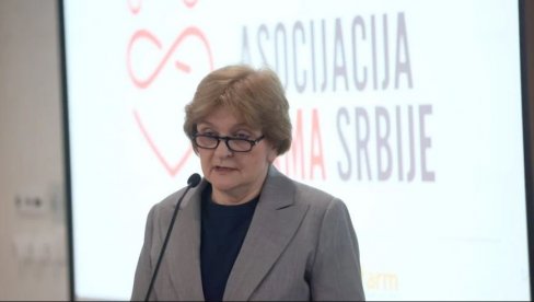 DRŽAVA ĆE UVEK BITI UZ MAJKE Ministarka zdravlja Danica Grujičić otvorila drugu konferenciju Asocijacije mama Srbije