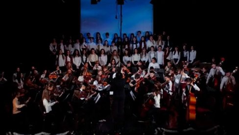 BESPLATAN KONCERT: Uživanje uz muziku, orkestar i hor Muzičke škole Davorin Jenko