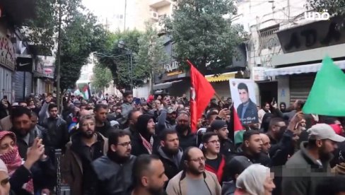 PALESTINA SE DIGLA NA NOGE: Hiljade ljudi u znak protesta zbog ubistva Saleha el Arurija u Bejrutu (VIDEO)