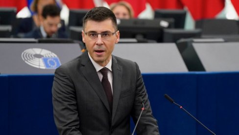 OPOZICIJA NE BI TREBALO DA OPANJKAVA SVOJU ZEMLJU: Evropski poslanik Andor Deli - EP se okomila i na Srbiju i na Mađarsku jer imamo svoj stav