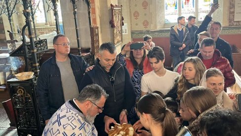 SVETOG SAVU PROSLAVILI I NA AZURNOJ OBALI: Okosnica proslave učenici iz Nice i Kana