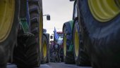 ТРАКТОРИЈАДА СТИГЛА И У ГРЧКУ: Пољопривредници блокирали гранични прелаз Евзони