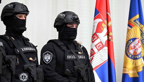 ПАЛИ ЗБОГ МАФИЈАШКИХ УБИСТАВА: Ево како је полиција ухапсила Звицерове, Шарићеве и Беливукове „војнике“ (ФОТО/ВИДЕО)