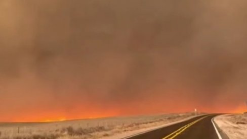 БУКТИ ПОЖАР У ТЕКСАСУ: Изгорело више од 340.000 хектара земље, има погинулих (ФОТО/ВИДЕО)