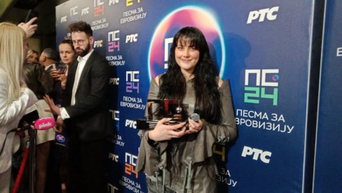 ПРЕДСТАВНИЦА СРБИЈЕ СКОЧИЛА НА КЛАДИОНИЦАМА: Ево које место Теодори предвиђају на Евровизији, они су и даље први
