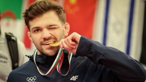 SRBIN POKORIO BUGARSKU: Mićiću zlato i trofej za najboljeg rvača na turniru u Sofiji