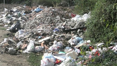 Почело уклањање дивљих депонија у Костолцу