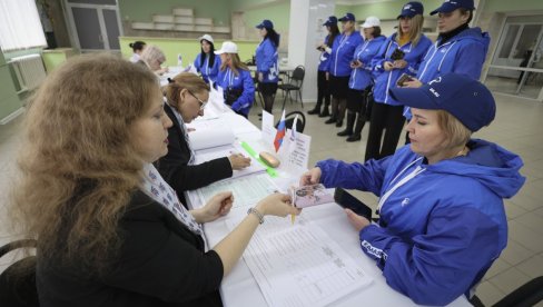 ОГРОМНА ИЗЛАЗНОСТ НА ИЗБОРИМА У РУСИЈИ: Ево колико је до сада људи гласало
